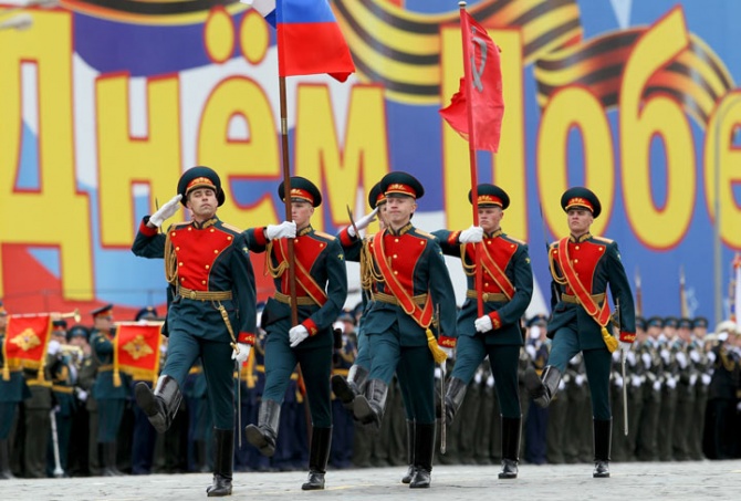 С Праздником Победы!